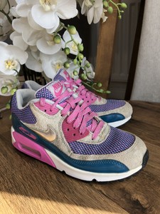 nike flower trainers