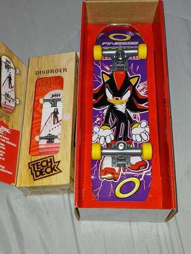 NEW IN HAND -Tech Deck HANDBOARD - Finesse -Sonic the Hedgehog Shadow - Picture 3 of 4