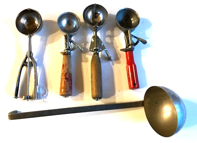 VINTAGE KITCHEN TOOLS: 4 ICE CREAM SCOOPS PLUS LAREG LADLE