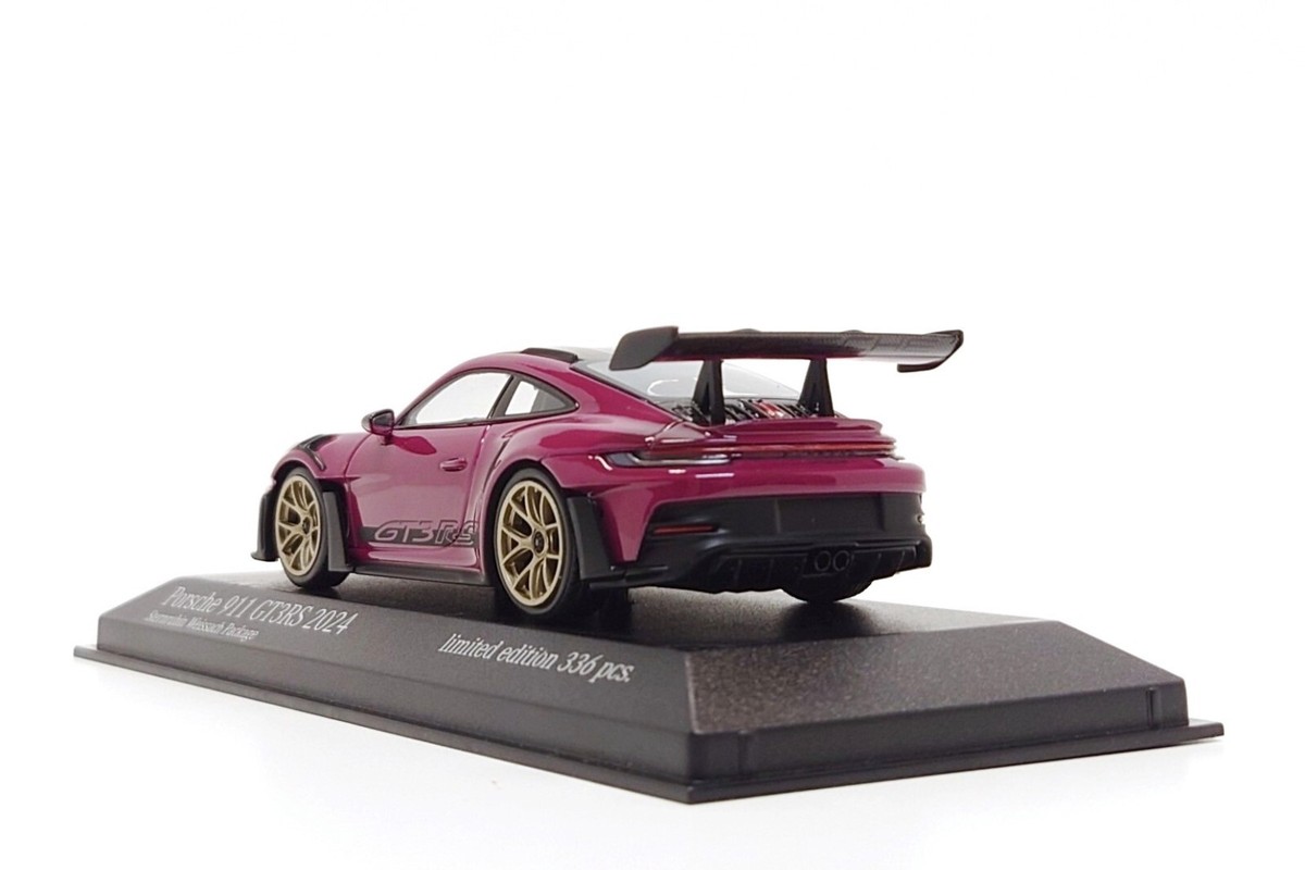 Minichamps 1:43 Porsche 911 GT3 RS (992) Weissach Package in Ruby