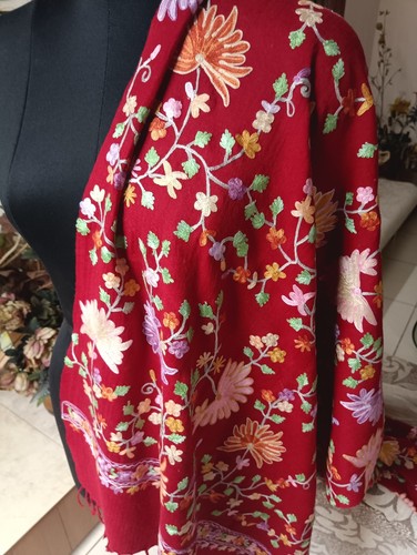 KASHMIRI CREWEL EMBROIDERED SHAWL 100% CASHMERE RED PASHMINA SCARF - Picture 3 of 5
