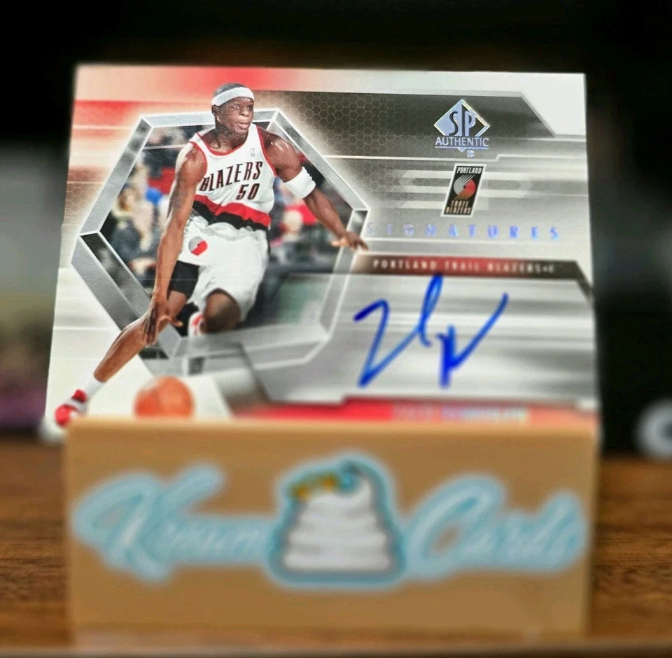 2004-05 SP Authentic Signatures Portland Trail Blazers Zach Randolph Oncard Auto - Image 3 of 4