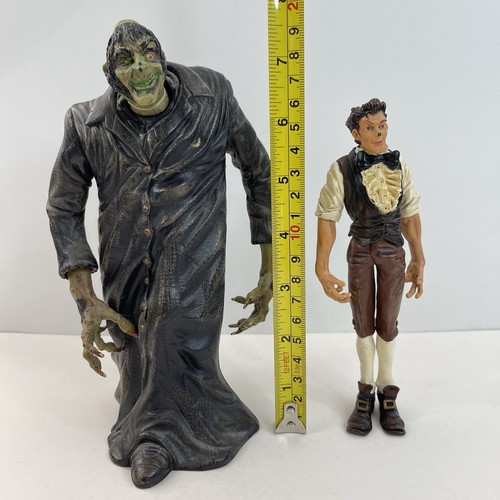 Silent Screamers Reel Masters Dr Jekyll and Mr Hyde Mezco Figures Horror - Picture 7 of 9