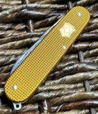 Victorinox Alox orange Cadet  No Box  Very litel use if any
