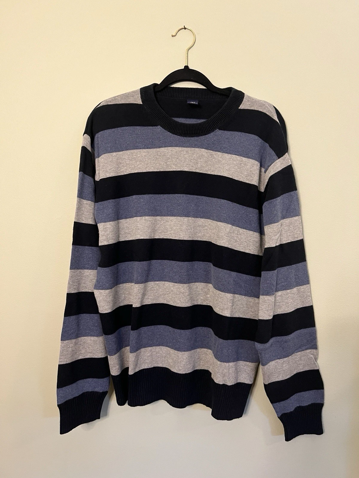GAP Sweater Striped Crewneck Men Size XL Fall
Opens in a new window or tab