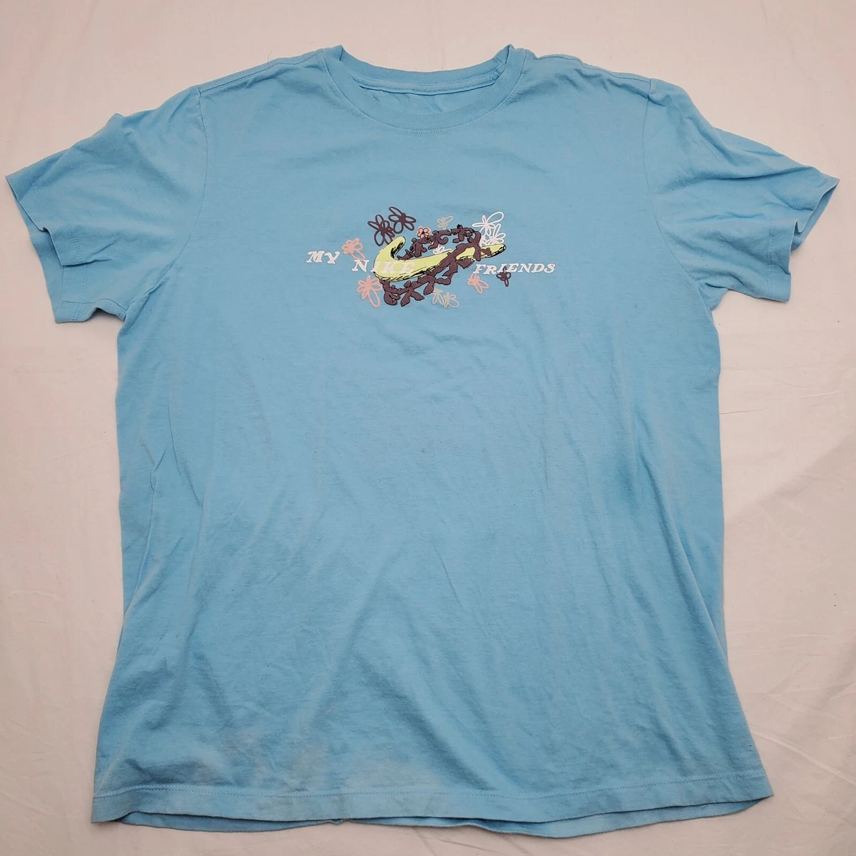 Nike clearance friends shirt