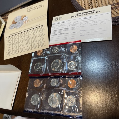 1988, 87, 90 (x2) United States Mint Coin Sets From Denver And Phil Mint (Q 4) - Picture 5 of 6
