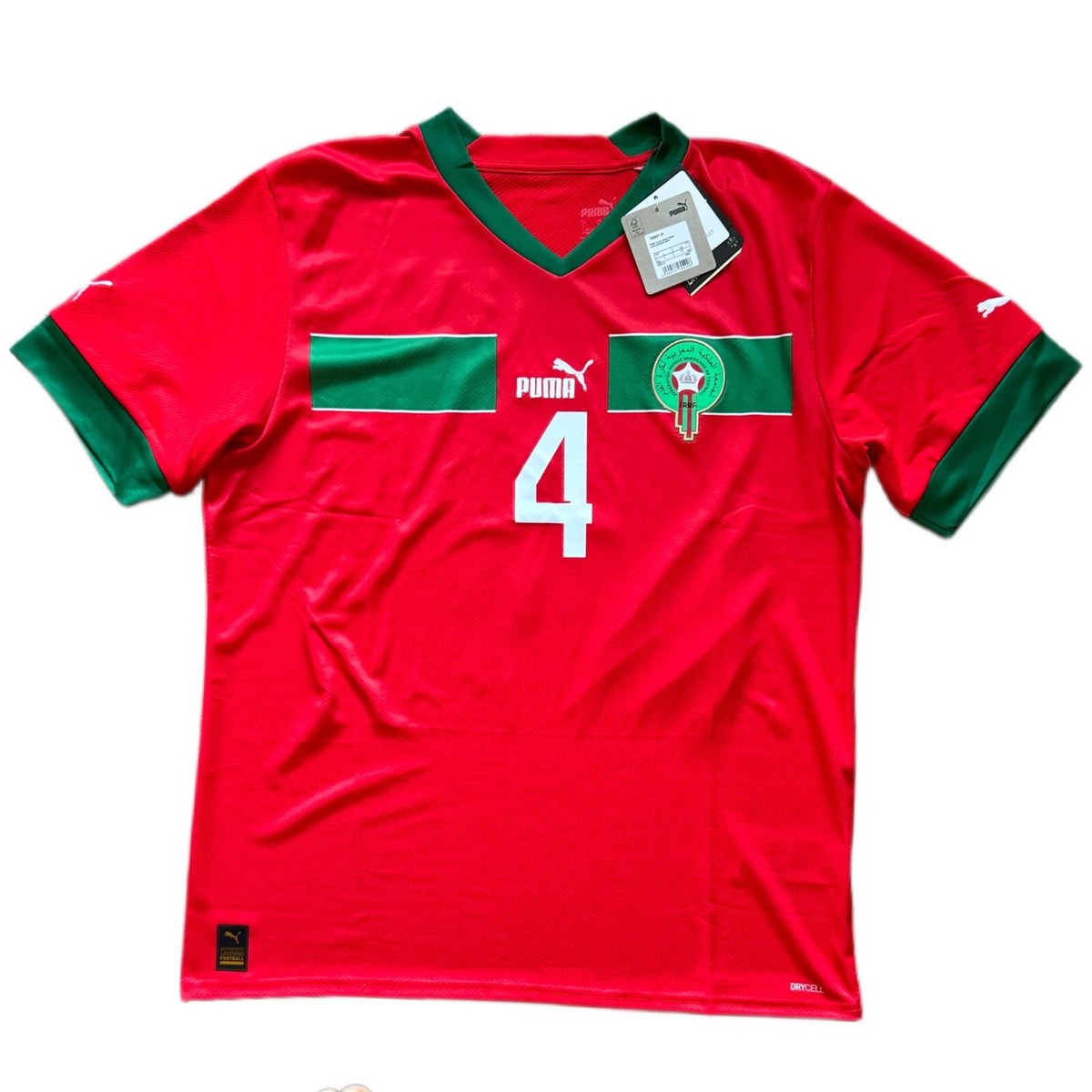 Puma アムラバト 4番 ユニフォーム 選手用wcパッチ付き s-l1200.jpg
