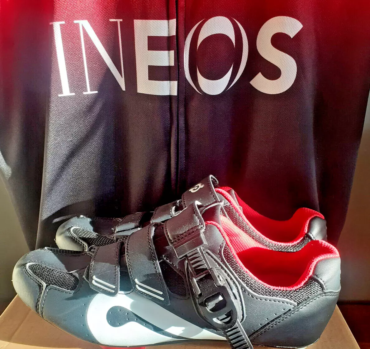 Spin shoes deals with cleats