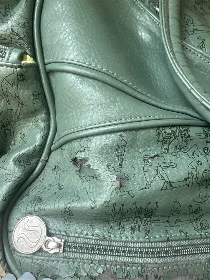 LULULEMON Vintage Y2K Women's Gym Bag Work Bag Pre Owned - Image 4 of 4