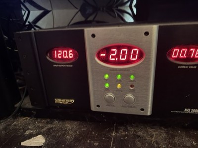 Monster Power AVS 2000 Pro Power Conditioner and Voltage Stabilizer