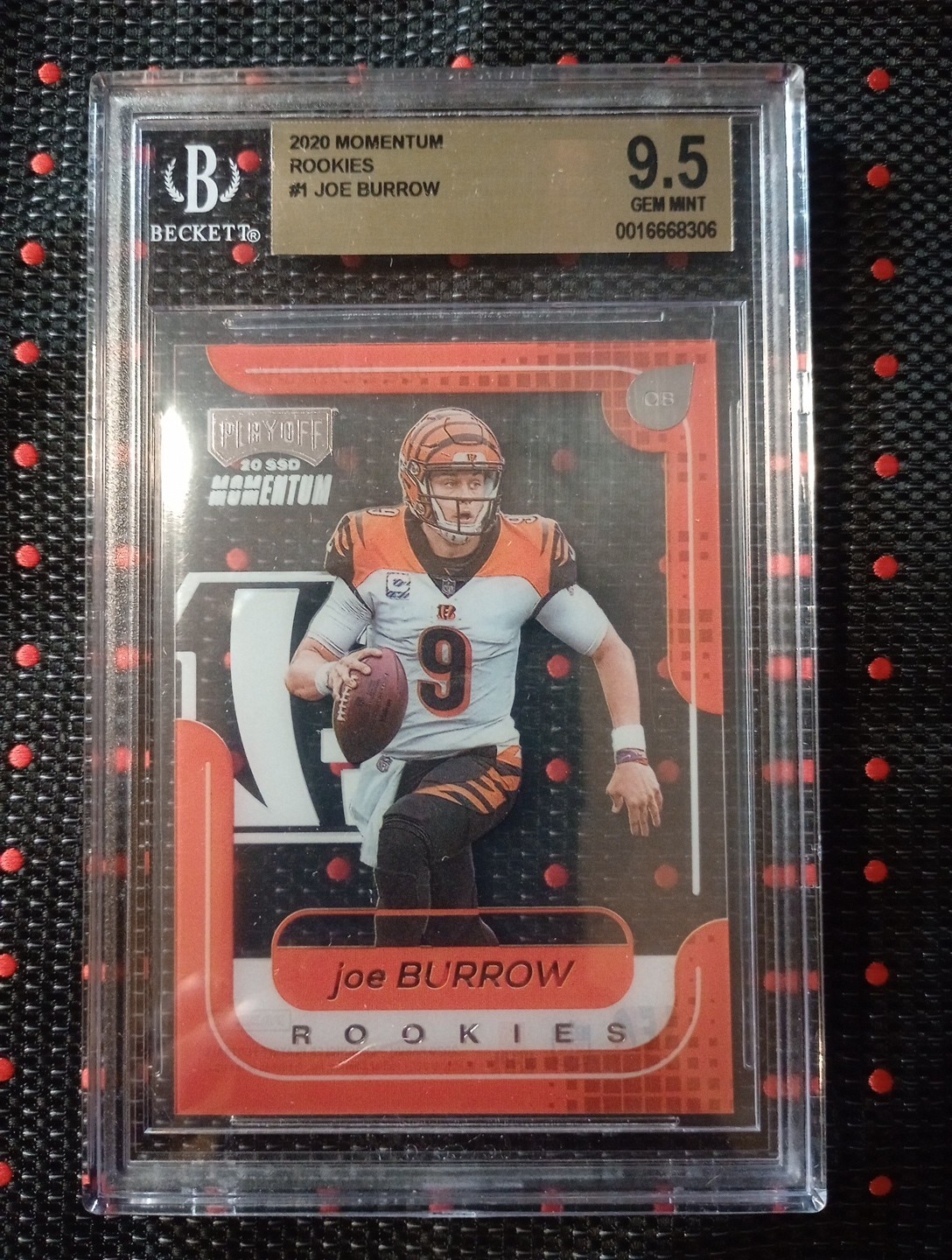 2020 Panini Chronicles Playoff Momentum Rookies Joe Burrow #M-1 💥💥BGS 9.5💥💥