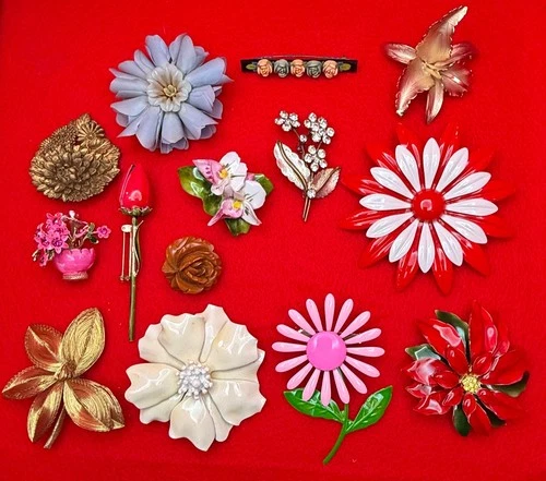 Lot of 14 FLOWER Vintage Costume Jewelry PINS