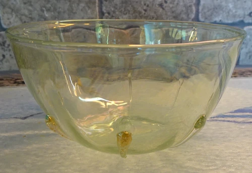 Vintage Venini Murano Art Glass "Raindrop" Uranium Aventurine Finger Bowl GLOWS