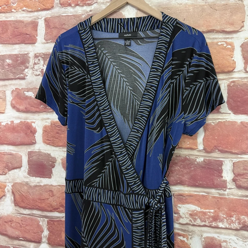 Vestido Alfani Mujer Grande Azul Multicolor Tropical Floral Hoja Envoltura Corbata Cintura Foto 4 de 4