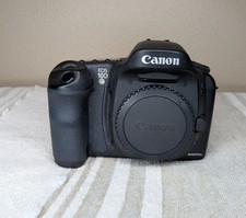 Canon EOS 10D 6.3 MP Digital Camera Body As Is 