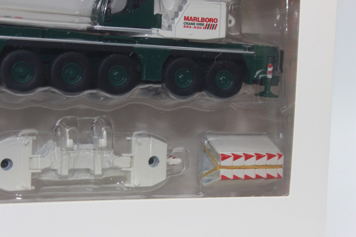 IMC MODELS, LIEBHERR LTM1450-8.1 MALBORO CRANE HIRE, échelle 1/87, IMC32- 0161