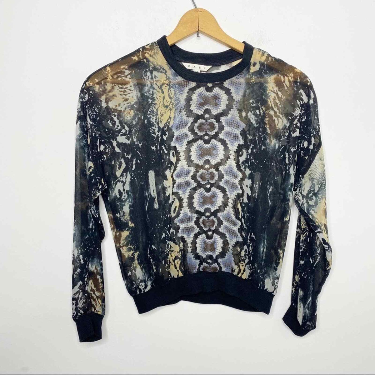 CAbi Size XS snakeprint top style 572 blouse gray mustard pullover