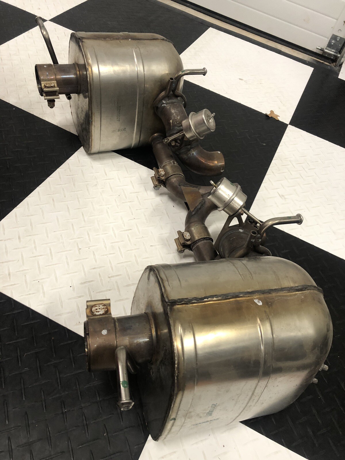 Ferrari 458 Oem Exhaust Valve Mufflers 