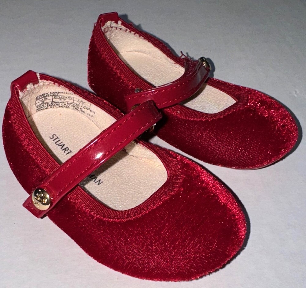 STUART WEITZMAN velour slip on baby shoe size 1 (0-3 months)