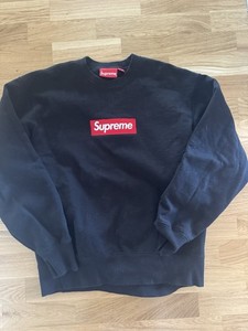 Supreme Box Logo Crewneck black S 22FW Size Medium - Supreme Box 