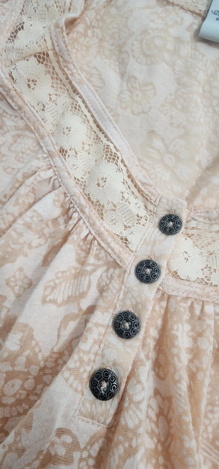 Top Campesino Boho Ribete Encaje American Rag Cie - Estampado Floral - Talla M Foto 3 de 4