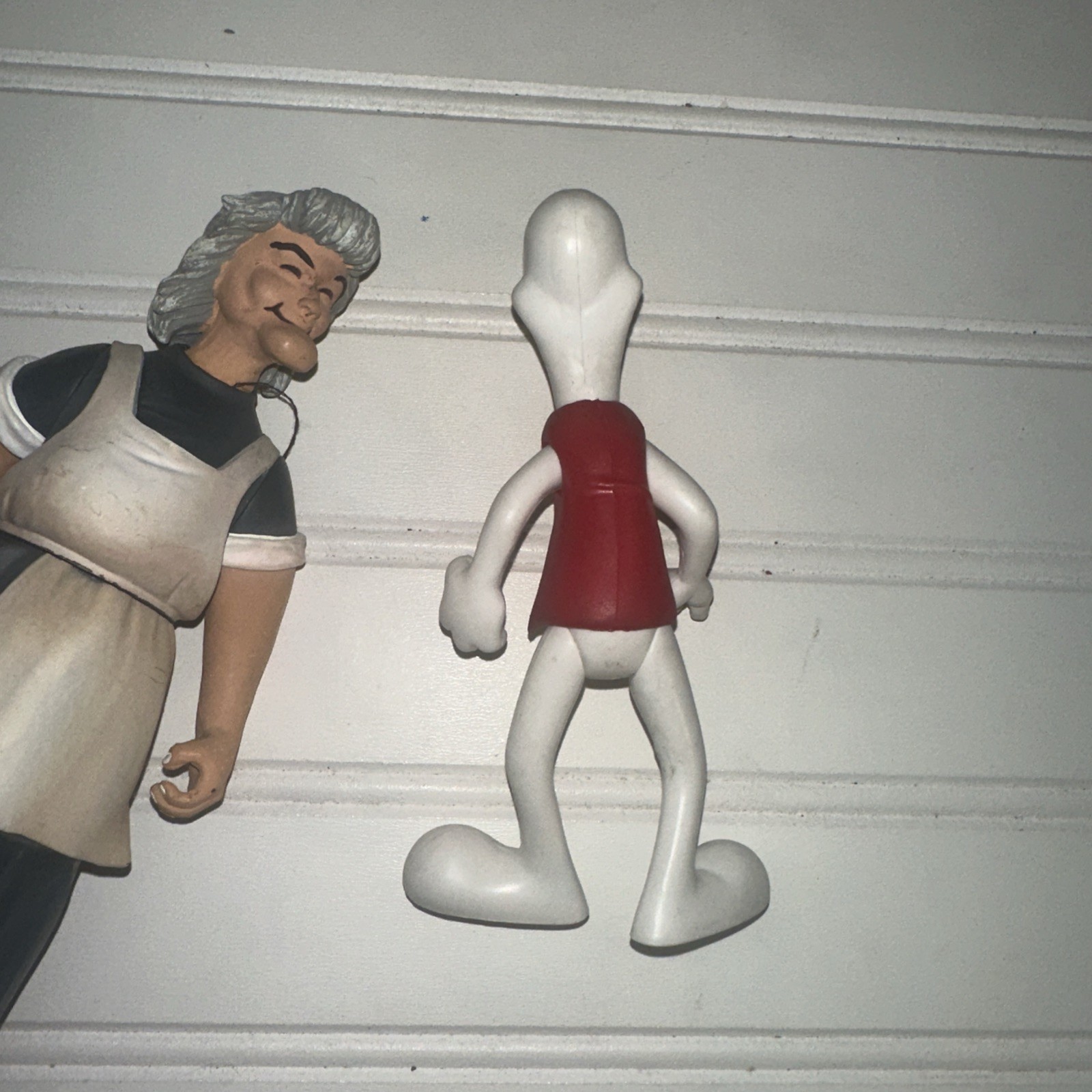 Picture 9 of 16