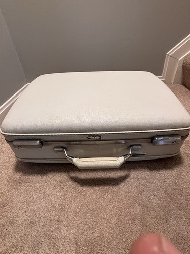60s Vtg American Tourister Tri-Taper Suitcase Ivory Hard Shell Luggage 15x20