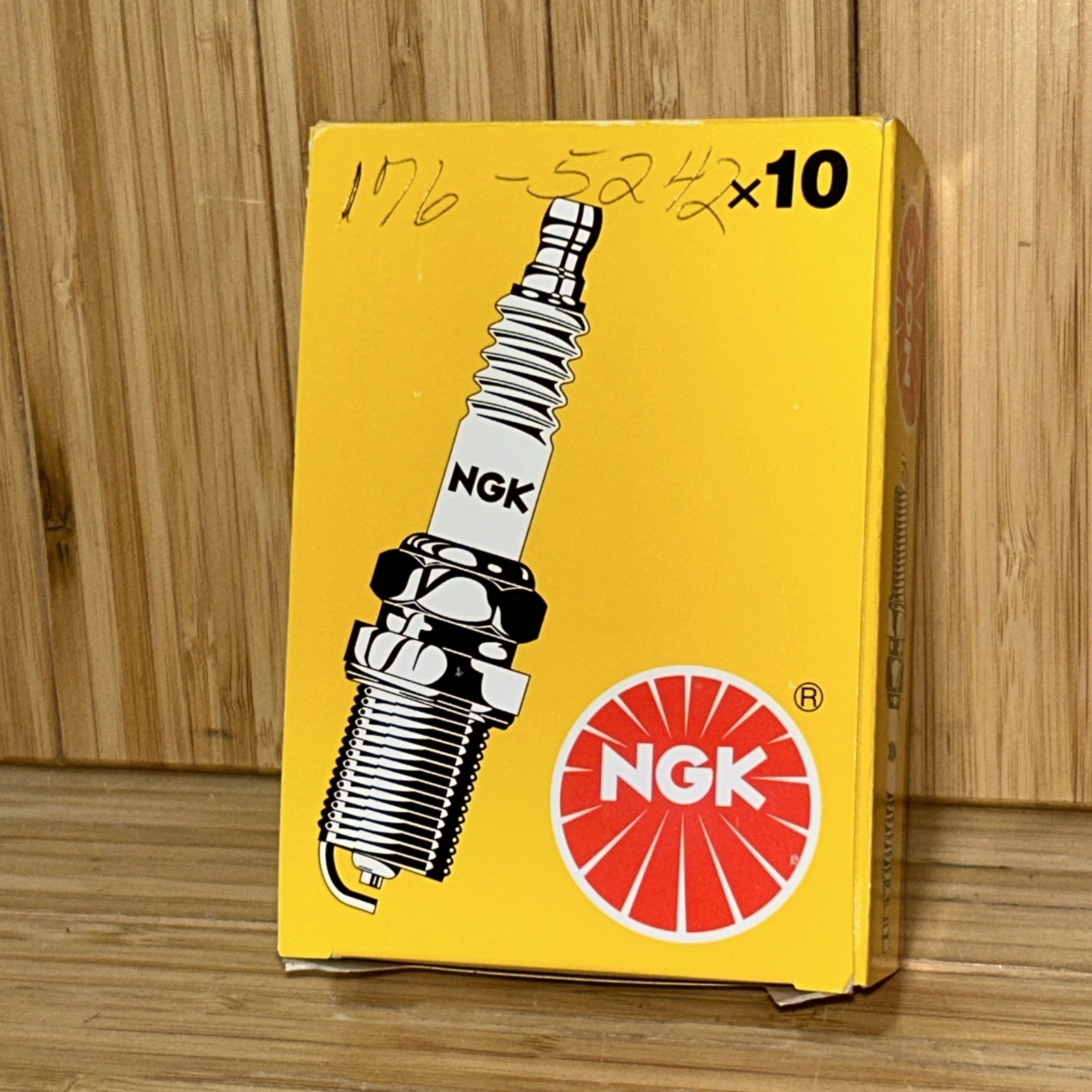 NGK 1094 BR7EFS 10 SPARK PLUGS FULL BOX NEW IN BOX NOS.