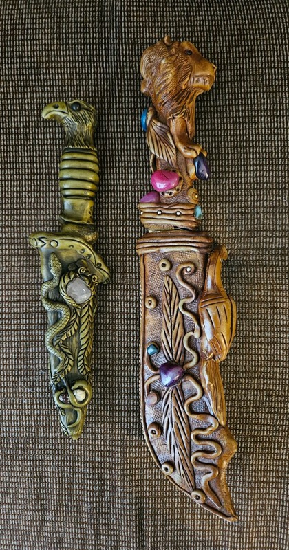 Vintage Collectible Fantasy dagger knives 