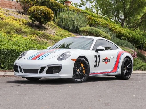 2019 Porsche 911 Carrera GTS Coupe 2D