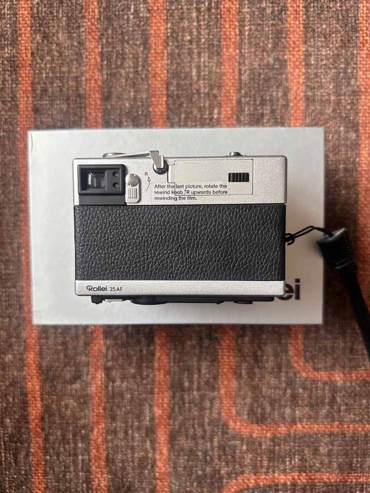 Cámara fotográfica Rollei 35AF (PLATEADA) - ligeramente usada, probada, funcionando Foto 4 de 4