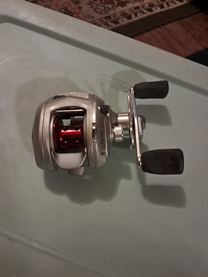 Moulinet Abu Garcia Silver Max SMAX2 - Baitcast, Main Droite, 6.4:1, Occasion