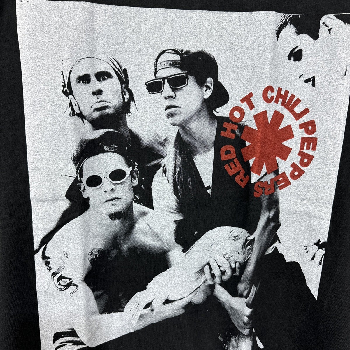 Red Hot Chili Peppers T-shirt Large Band Tee Modern REPRINT Red Hot Chili Peppers T-shirt Large Band Tee Modern REPRINT