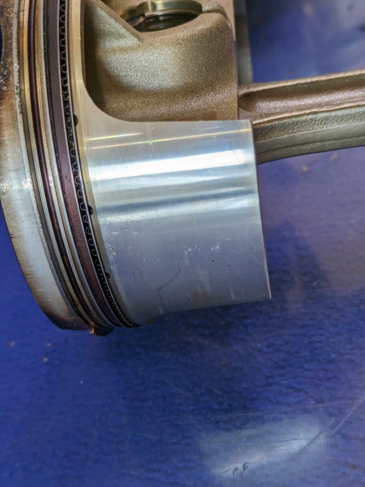 MASERATI QUATTROPORTE 4.2L ROD PISTON F136S M139 2003-2007 oem 5