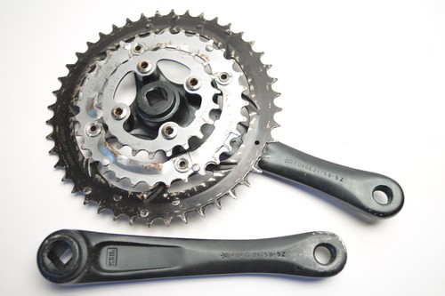 SUGINO MXI FORGED BICYCLE 175 MM 44/32/22 TOOTH CRANKSET - Picture 2 of 6