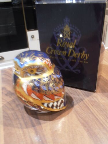 Royal Crown Derby Paperweight Little Owl, Gold Stopper with Box
