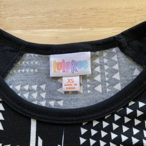 LulaRoe Womens Top XS Raglan 3/4 Sleeve Black White Baseball Tee Randy Casual - Picture 3 of 11