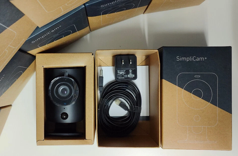 CLEARANCE!!! SimpliCam Indoor HD Wi-Fi Security Camera - SSCM1 BRAND NEW IN BOX - Image 4 of 4