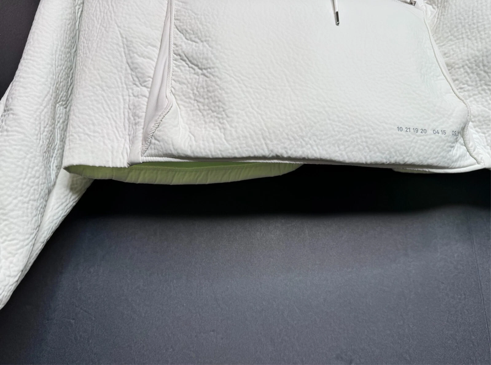 OFF WHITE NIKE Sportswear Tech Pack Felpa con Cappuccio Donna Cropped Bianca Taglia L