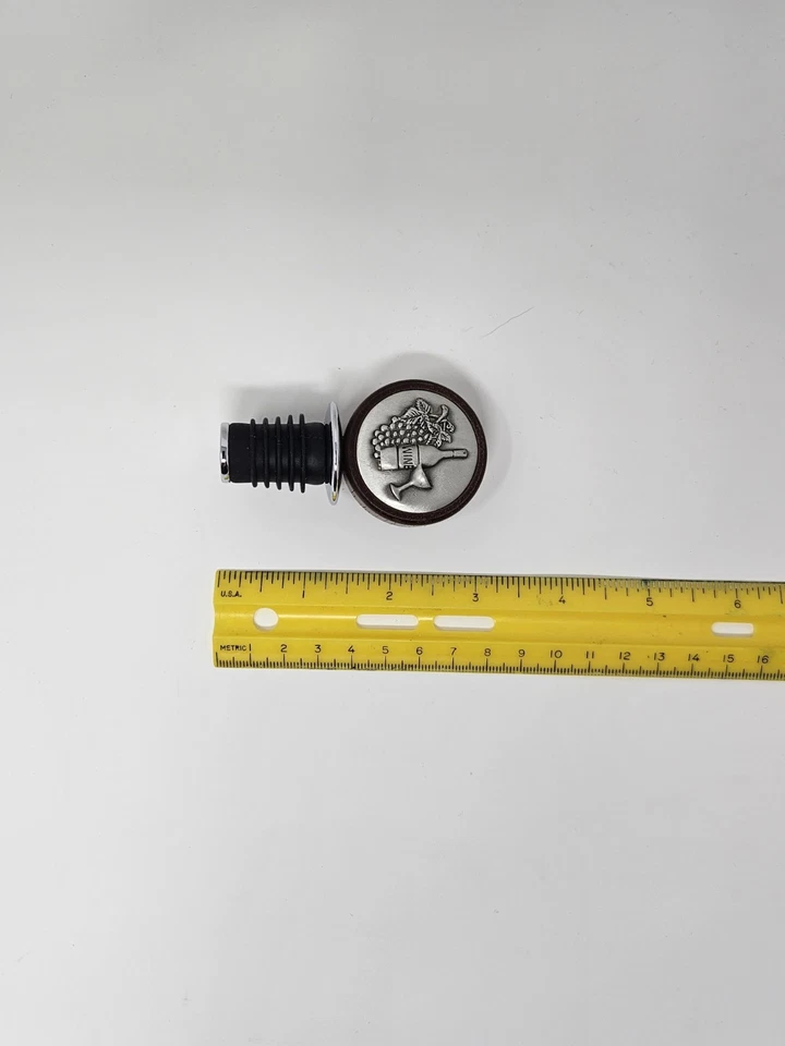 Tapón de botella de vino de peltre y madera MEDALLION ~ Sello hermético ~ BOTELLA DE VINO ~ Foto 3 de 3