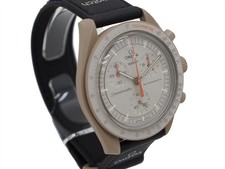 Swatch Bioceramic MoonSwatch Mission to Jupiter SO33C100 Beige Orange Hands Box