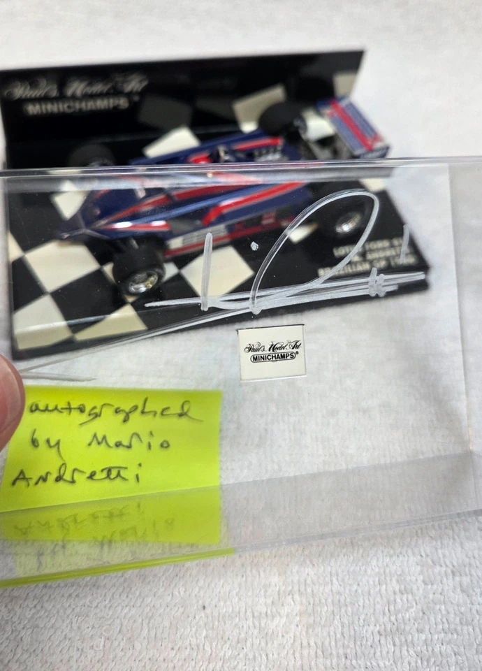 Minichamps 1/43 NEW Lotus Ford 81 signed by Mario Andretti, Brazilian GP 1980 - Image 3 of 4