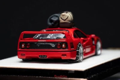 PGM 1:64 Ferrari F40 Christmas Snow Standard Red Alloy Full