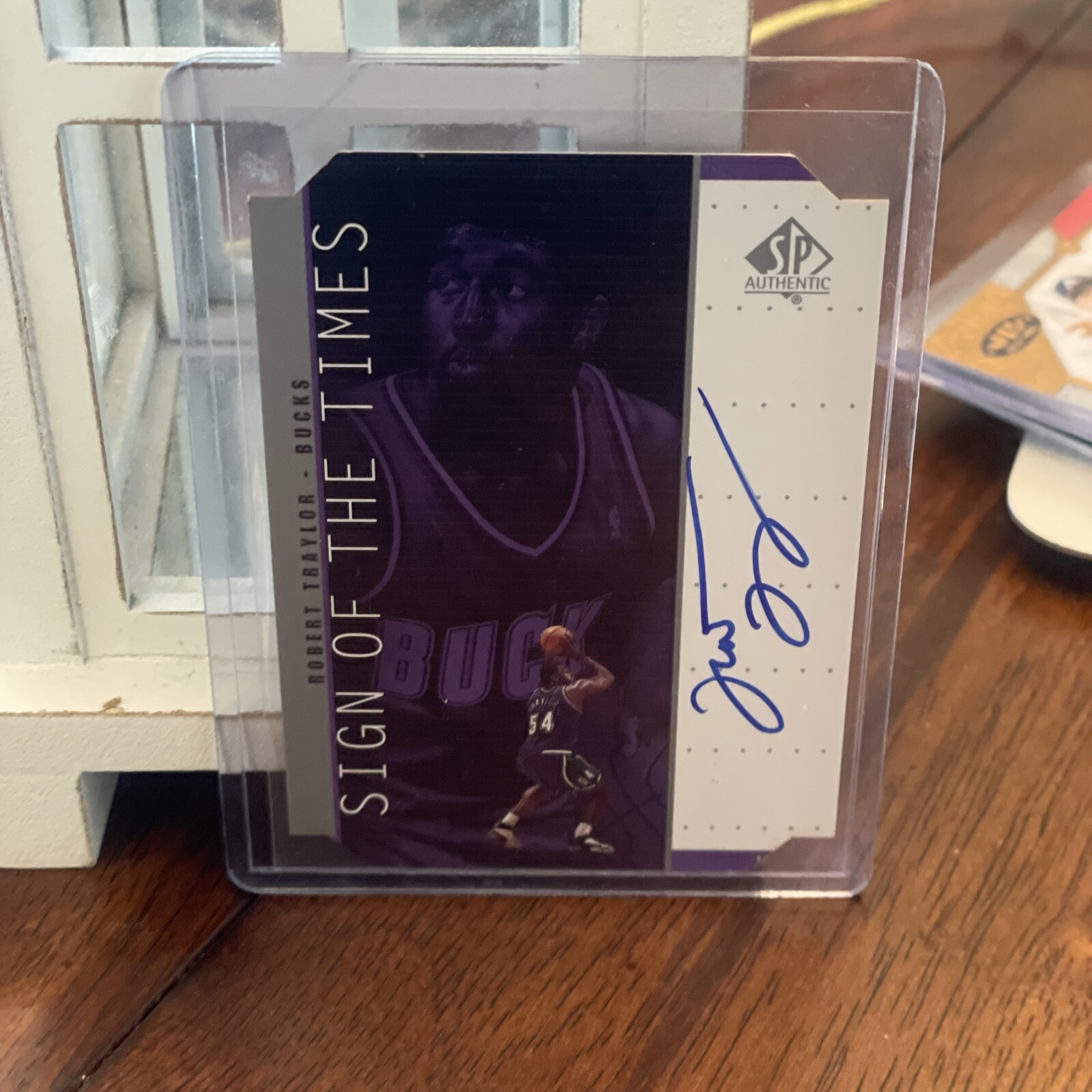 1998-99 SP Authentic Sign of the Times Silver Robert Traylor #RT Rookie Auto RC