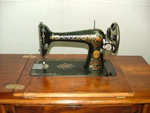 Antique Singer Treadle Sewing Machine Model Class 66 Ebay