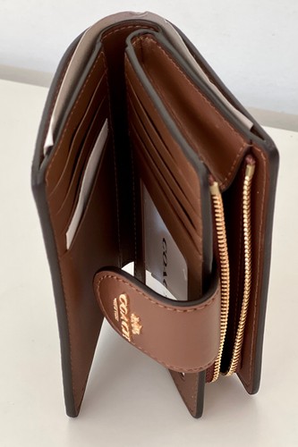 COACH SIGNATURE CANVAS MEDIUM CORNER ZIP WALLET in KHAKI SADDLE BROWN $178 SALE - Picture 8 of 8