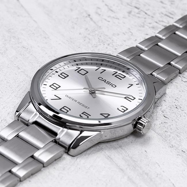 Casio MTP-V001D-7 Men's Analogue Quartz Watch with Stainless Steel