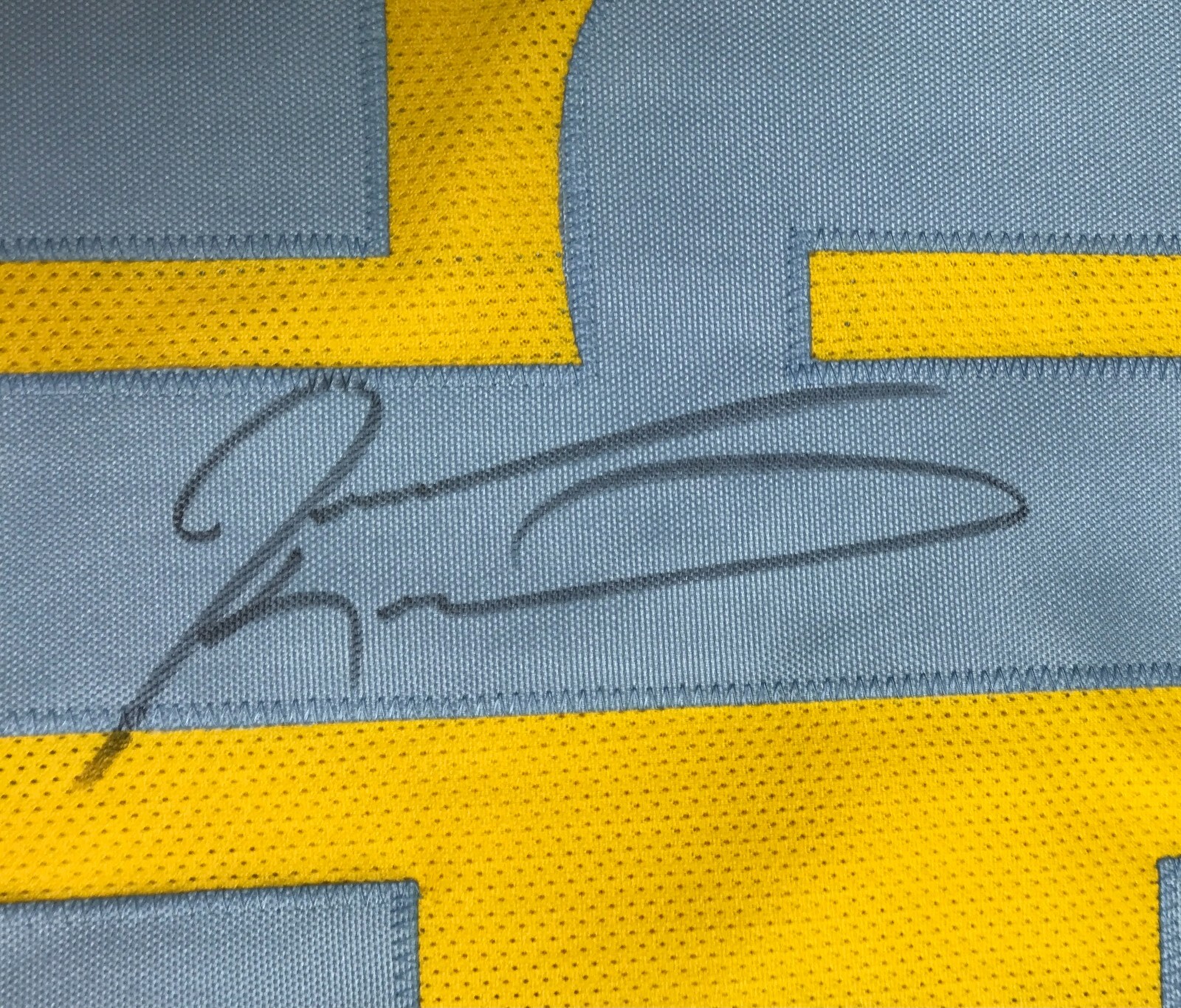 Picture 2 of 3