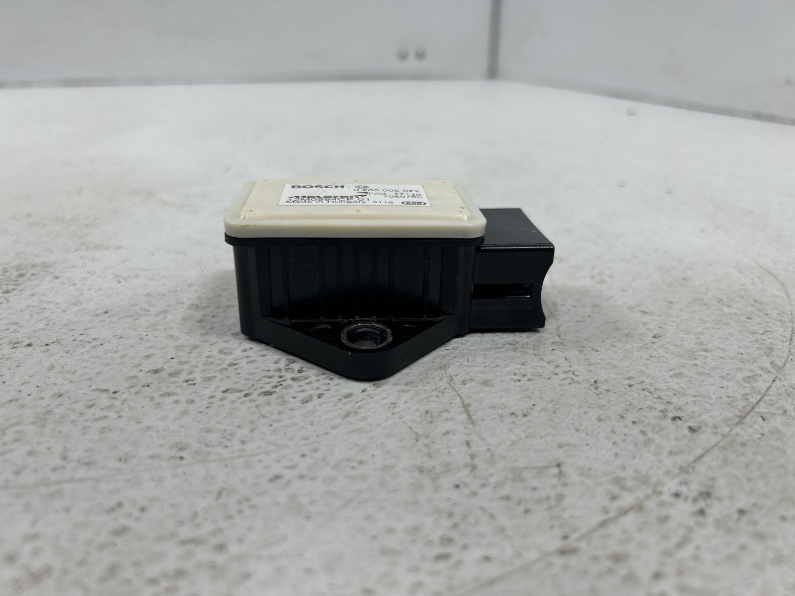 2016-2021 MCLAREN 570S YAW TURN RATE SENSOR CONTROL MODULE OEM 12M0594CP